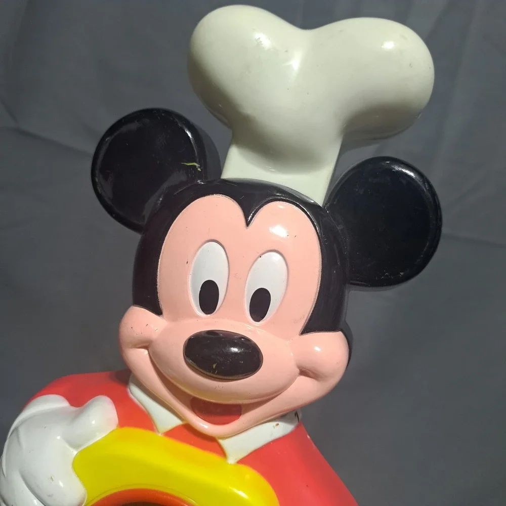 VTG Mickey Mouse Snow Cone Maker Shaved Ice‎